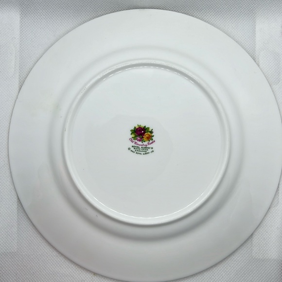 ROYAL ALBERT PLATE OLD COUNTRY ROSES “TO MOTHER WITH LOVE” 1962 VTG BONE CHINA - Picture 7 of 12